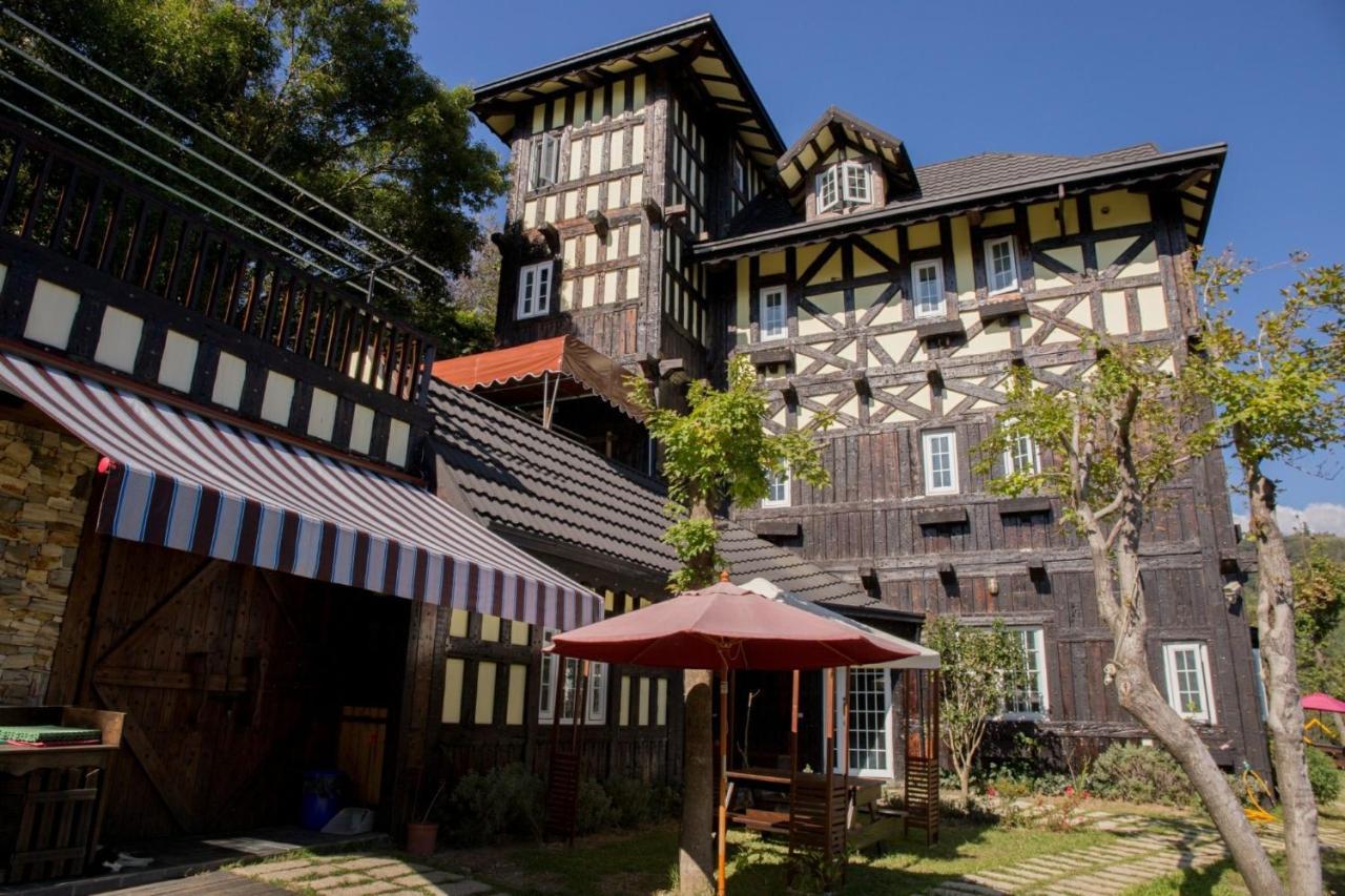 Black Forest Manor Renai Exteriér fotografie